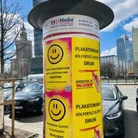 Plakatujemy na słupach reklamowych w całej Warszawie i okolicach